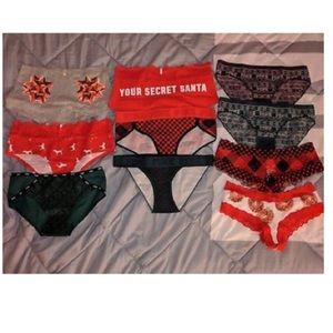 Holiday Vs pink undies 10 pairs